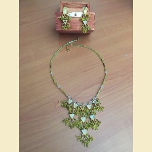 Lime green INDIAN necklace set!
